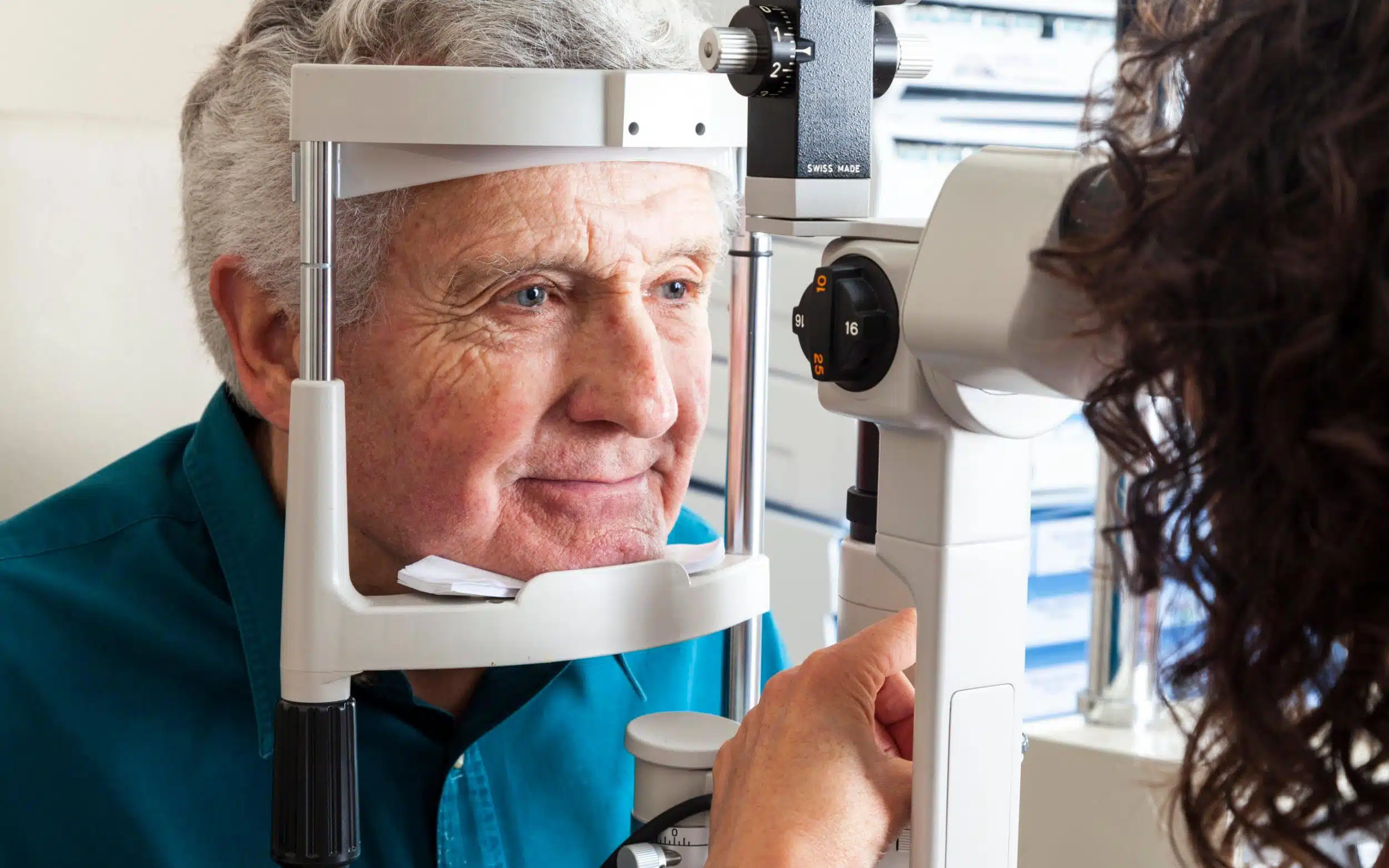 can cataracts cause headaches